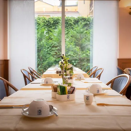 Hotel Crivi'S-3